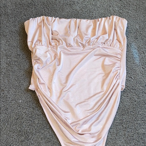 Slinky Rouched Bodysuit - Picture 1 of 3